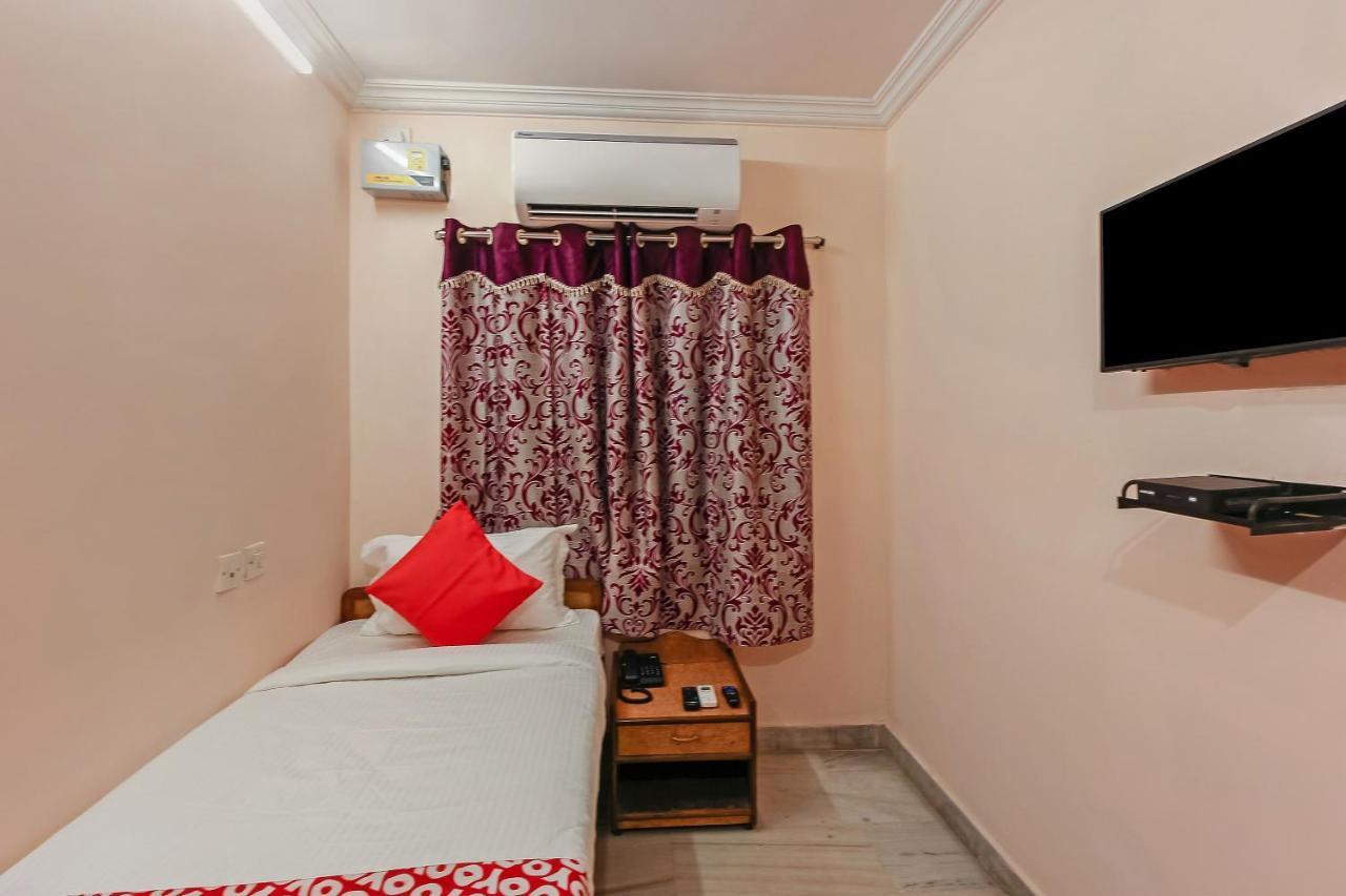 Oyo 23191 Flagship Hotel Raj Madan Ameerpet Haydarabad Dış mekan fotoğraf