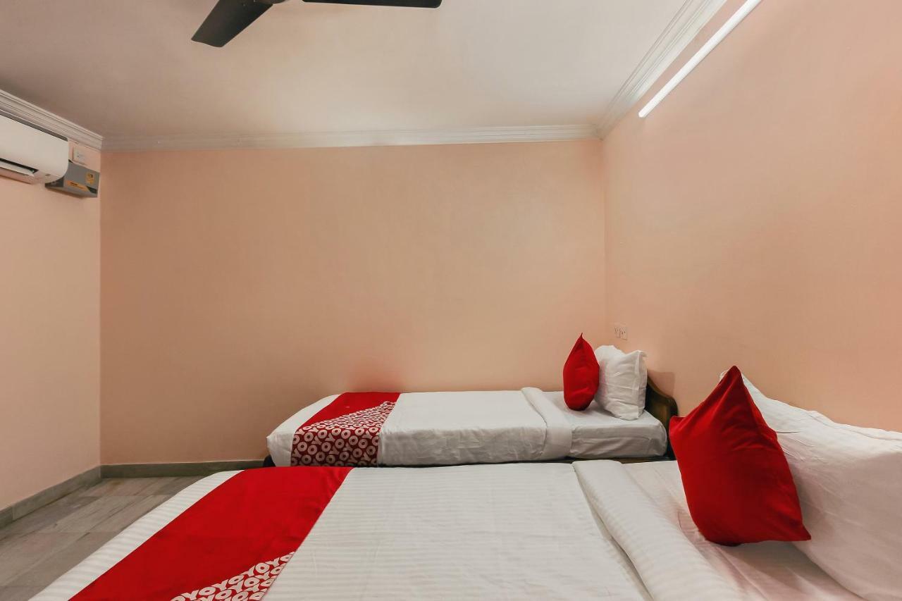 Oyo 23191 Flagship Hotel Raj Madan Ameerpet Haydarabad Dış mekan fotoğraf