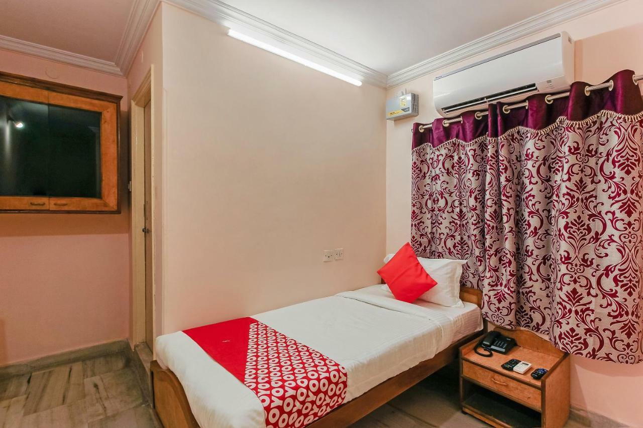 Oyo 23191 Flagship Hotel Raj Madan Ameerpet Haydarabad Dış mekan fotoğraf