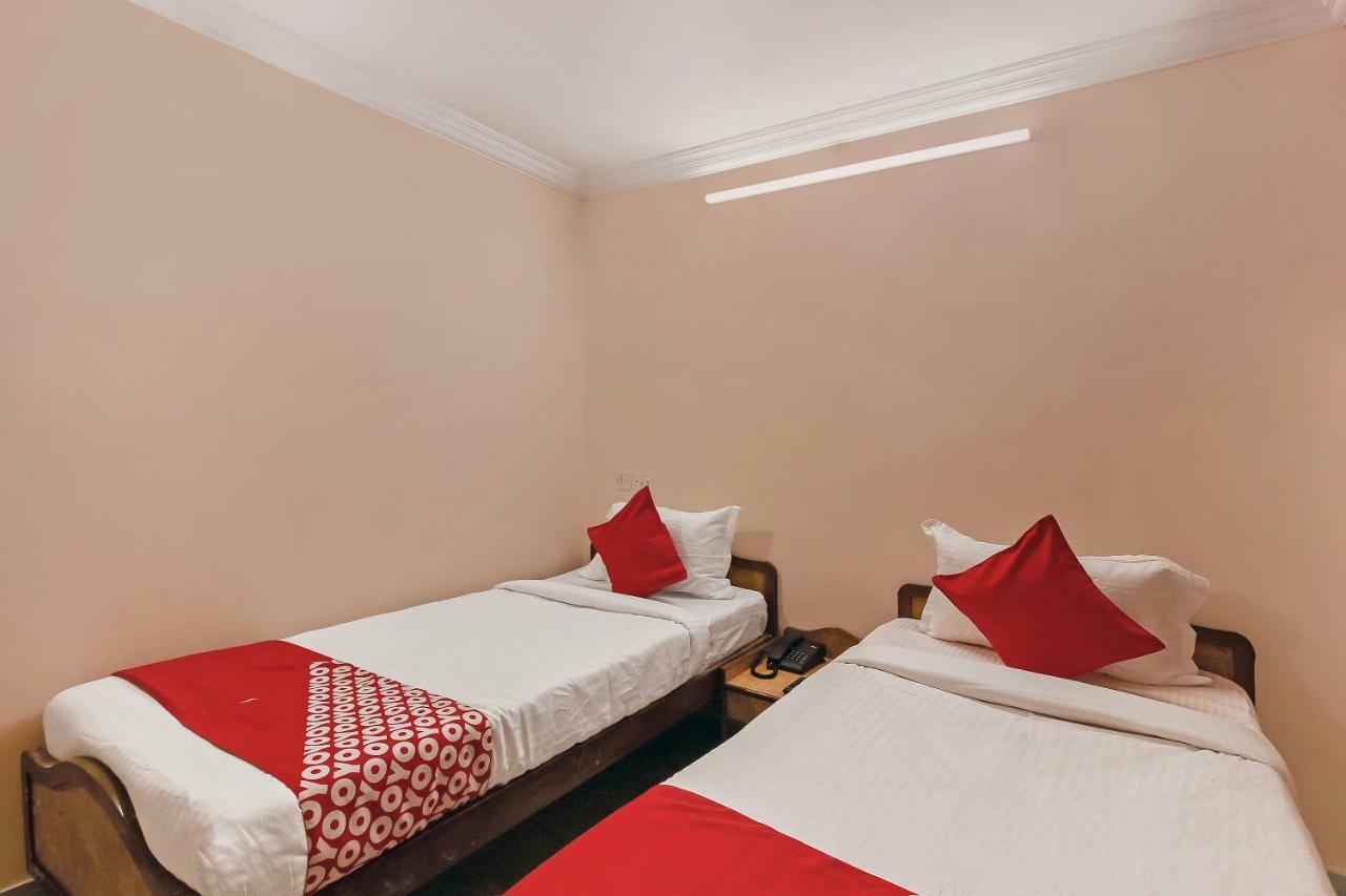 Oyo 23191 Flagship Hotel Raj Madan Ameerpet Haydarabad Dış mekan fotoğraf
